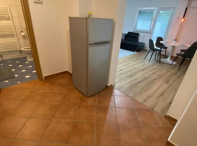 Апартаменты Ada *